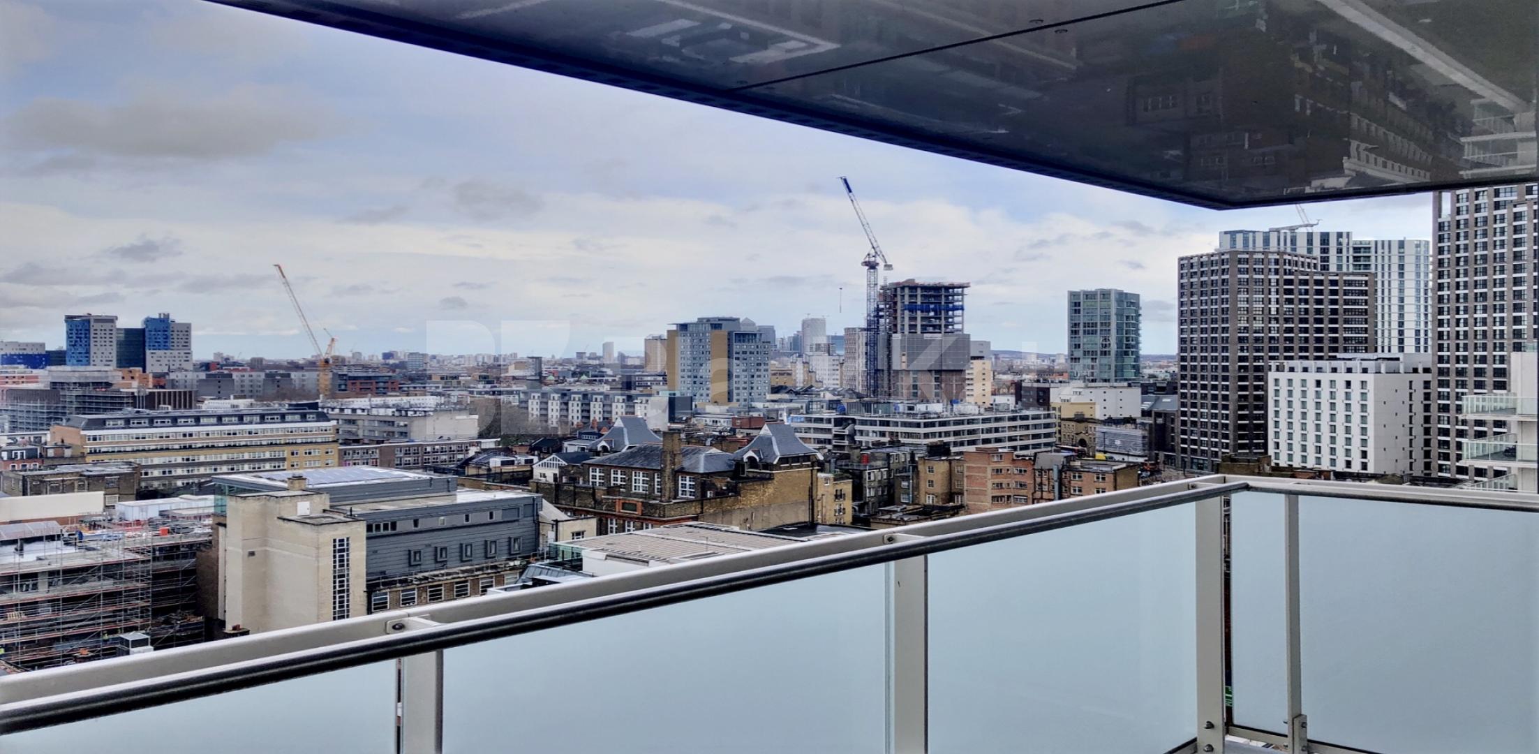 			UNDER OFFER  (Includes Water Rates). , 1 Bedroom, 1 bath, 1 reception Apartment			 Denning Point. Commercial Street., Aldgate 